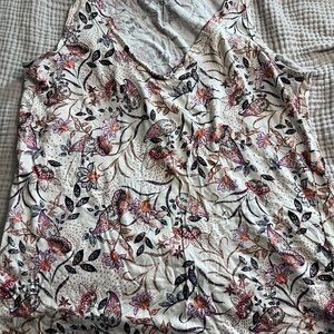 Elegant Floral V-Neck Tank Top